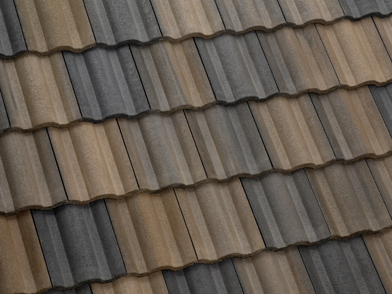 Eagle Malibu concrete roof tile in 2602 Concord Blend