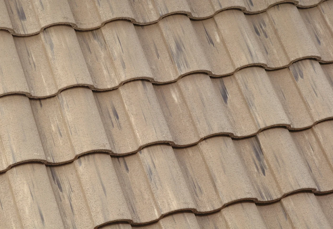 Eagle Capistrano concrete roof tile in 3598 Ocotilla