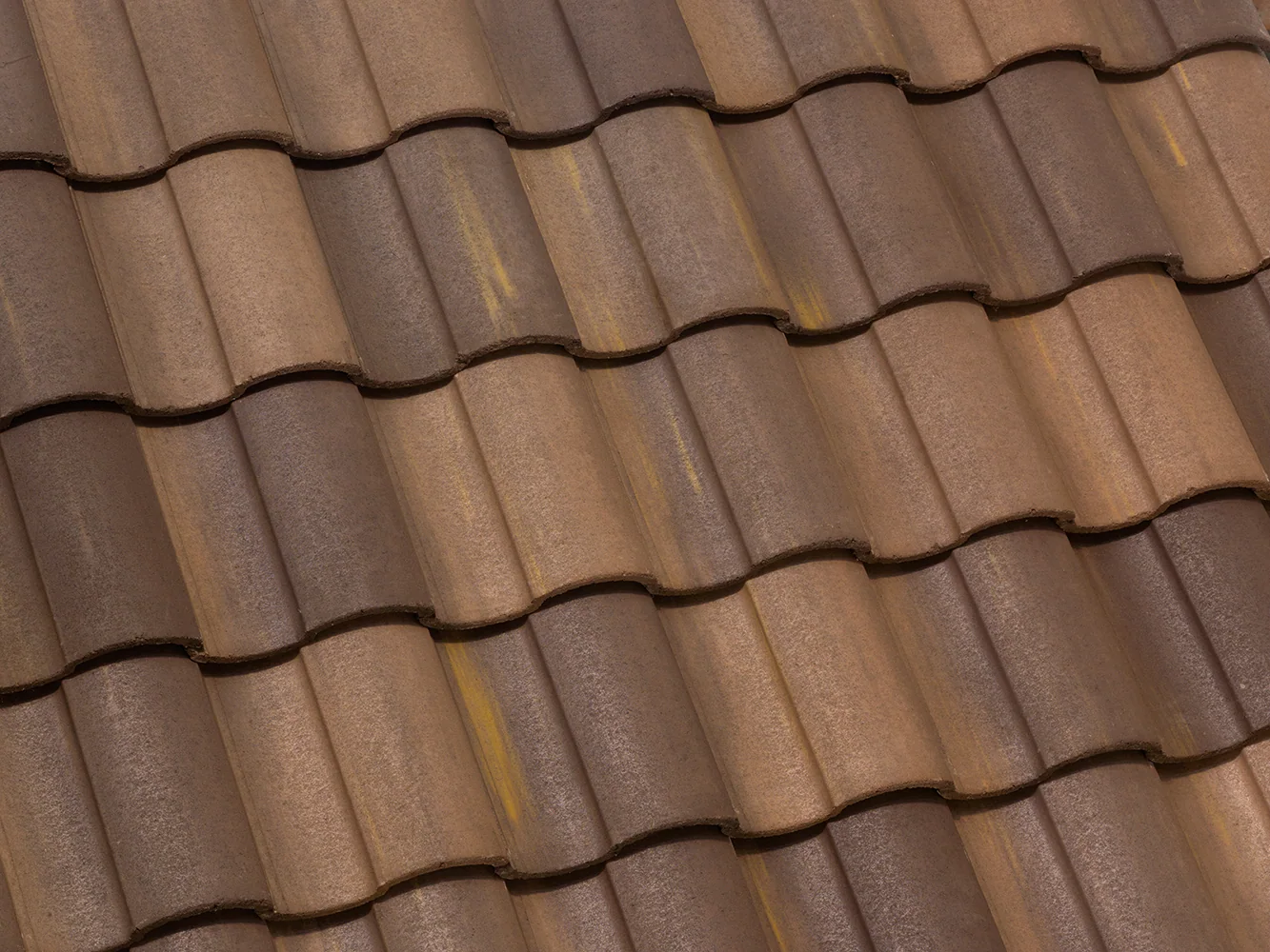 Eagle Capistrano concrete roof tile in 3785 Clay Springs