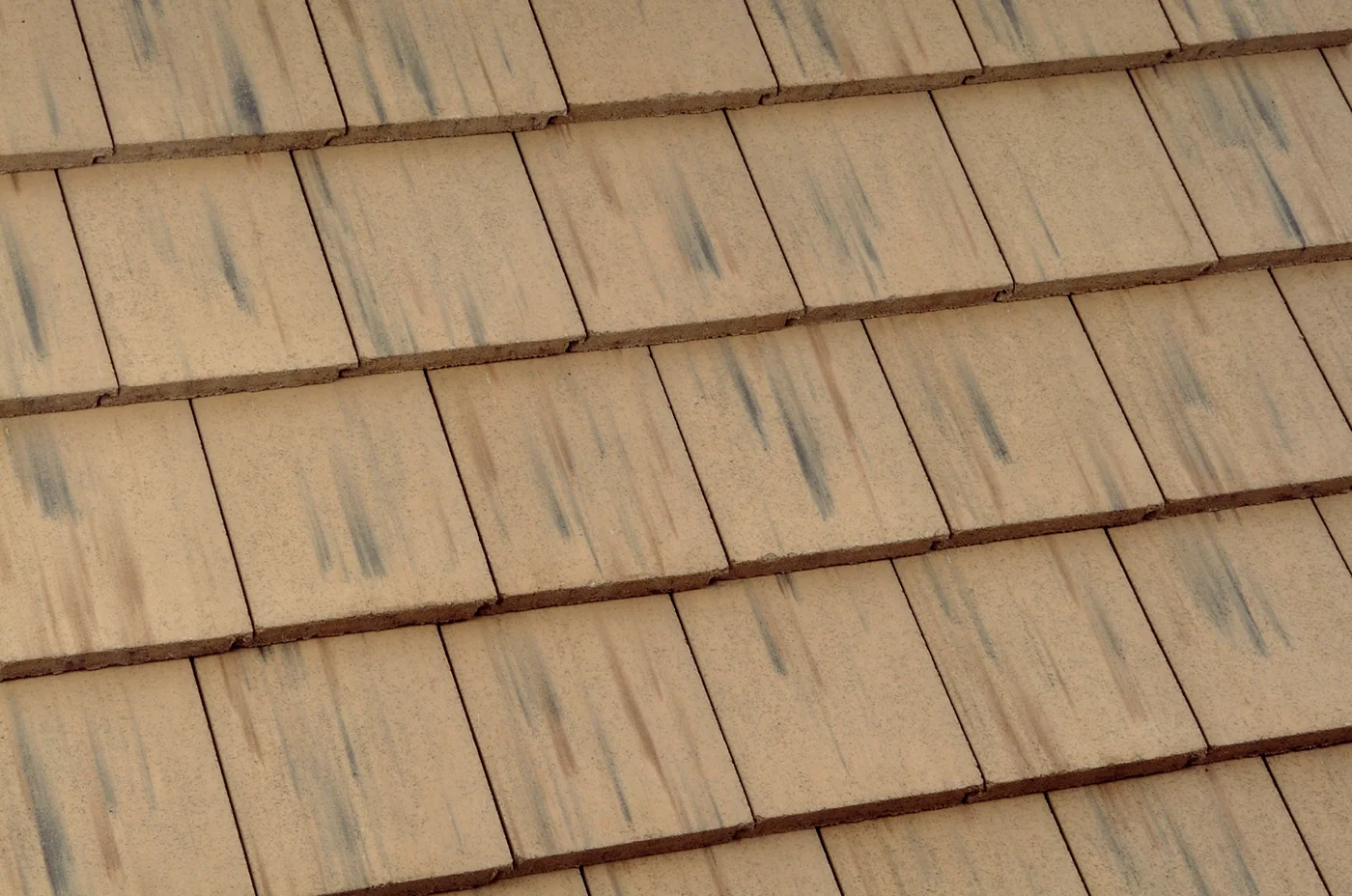 Eagle Bel Air concrete roof tile in 4520 Weathered Terracotta Flashed