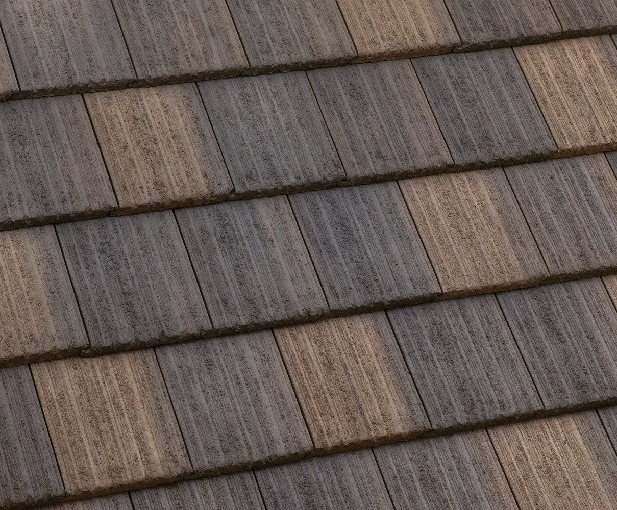 Eagle Ponderosa concrete roof tile in 5602 Concord Blend