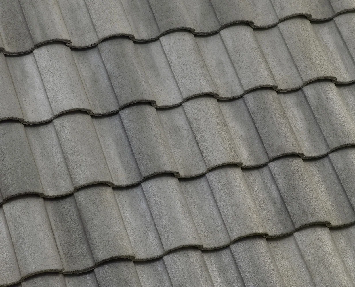 Eagle Capistrano concrete roof tile in 597 Slate Range